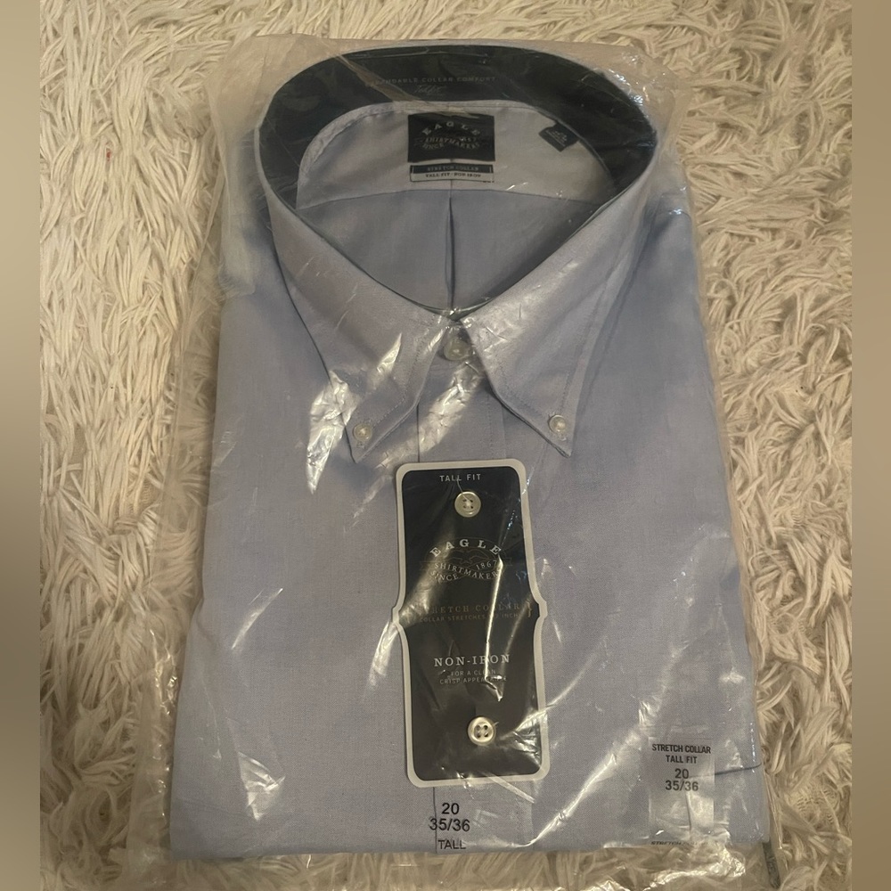 Eagle Shirtmakers Since 1867 Dress Shirt with Stretch Collar (Blue Mist)